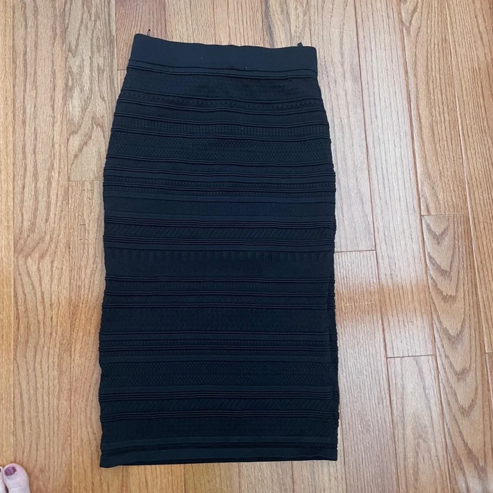 Babaton Black Knit Pencil‎ Skirt Bodycon Ribbed Dressy Career Professional